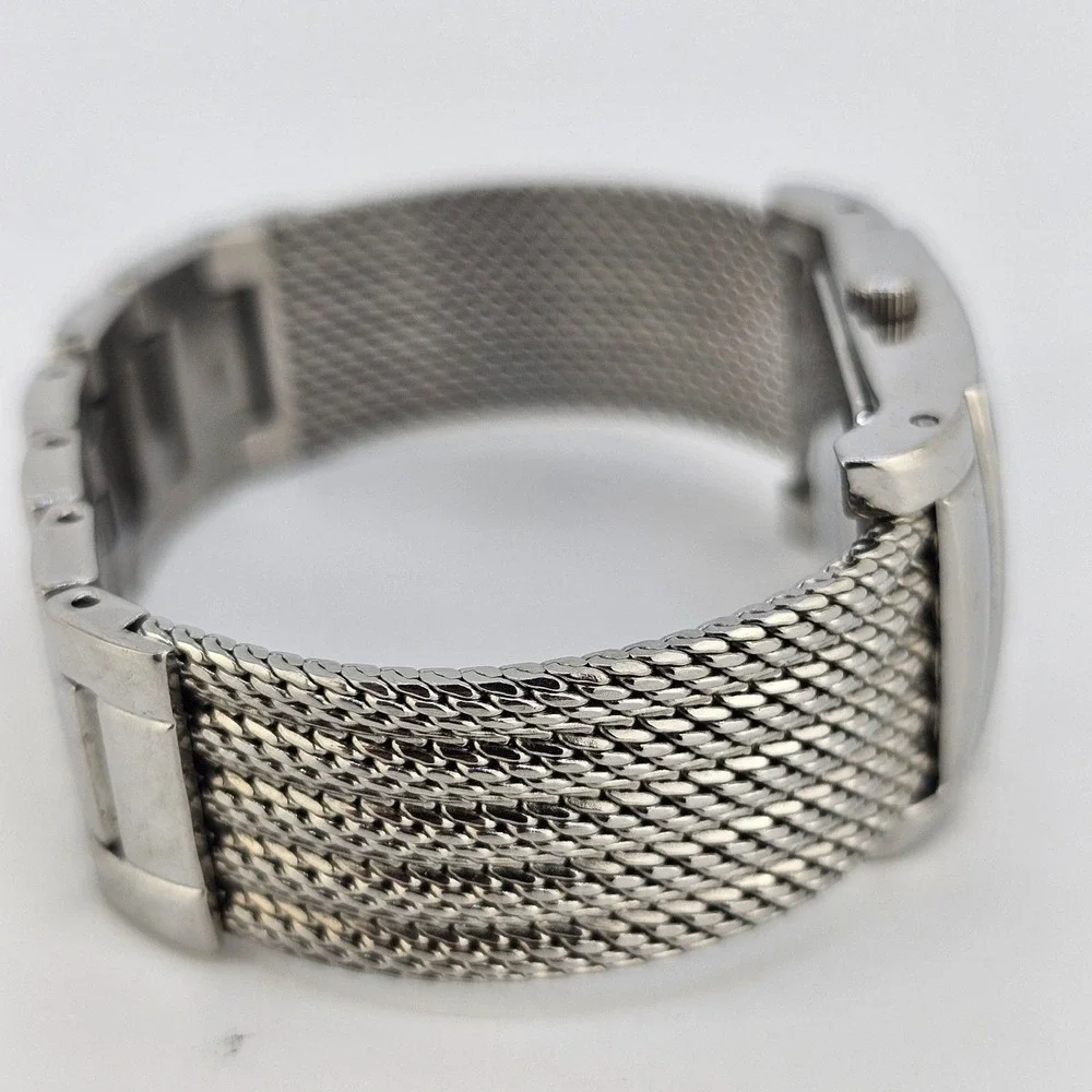 Kenneth Cole 21MM Women's Watch Gray Dial Bracelet Band 5.5
